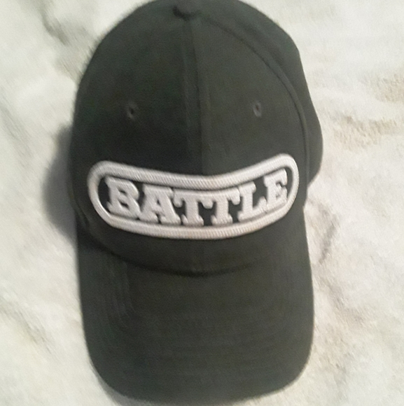 Mens Grey Snap-Back Hat/Cap With The Word "Battle" Printed on Front & Back - Picture 3 of 7